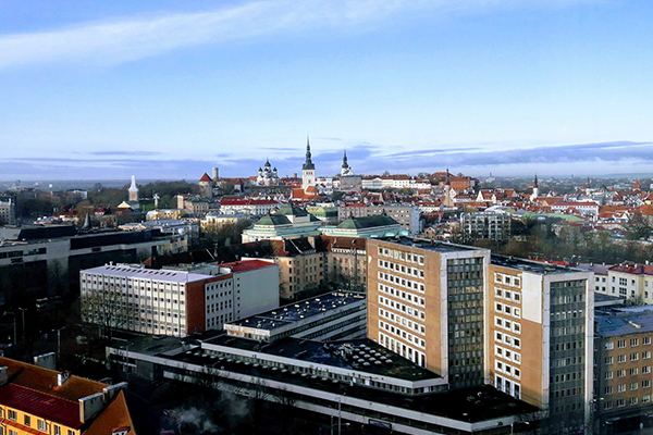 Poza cu centrul orașului Tallinn, Estonia.